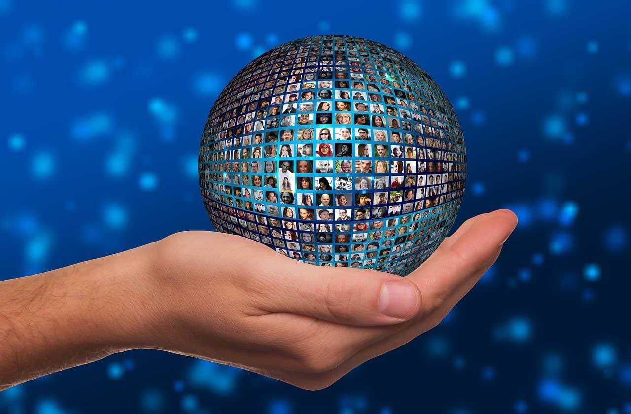 Perfect Commercial For Networking